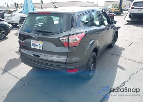 2017 Ford Escape S z USA, uszkodzony, nr VIN 1FMCU0F75HUD12496